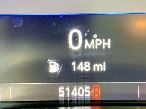 Used 2022 GMC Canyon AT4 image 18