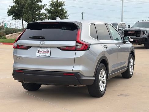 Used 2025 Honda CR-V LX image 9