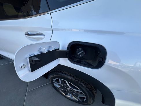 Used 2022 Hyundai Santa Fe Limited w/ Cargo Package image 44