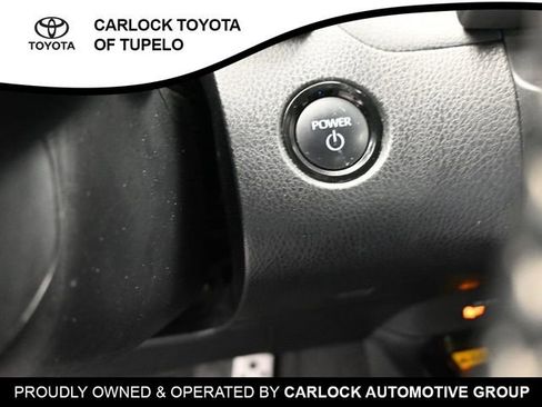 Used 2025 Toyota Camry SE w/ Convenience Package image 16