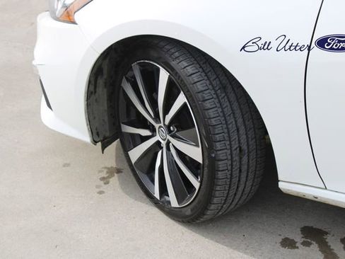 Used 2022 Nissan Altima 2.5 SR image 9