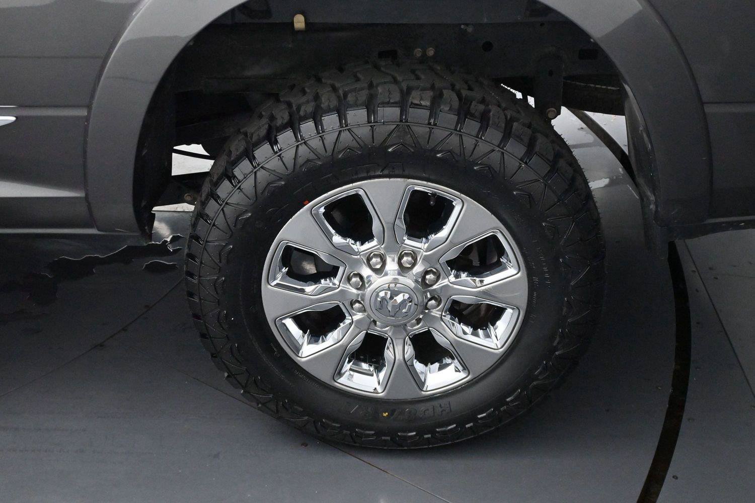Used 2020 RAM 2500 Limited AWD/4WD image 35