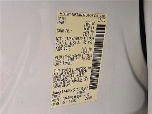 Used 2017 Nissan Titan SL w/ Chrome Package image 23