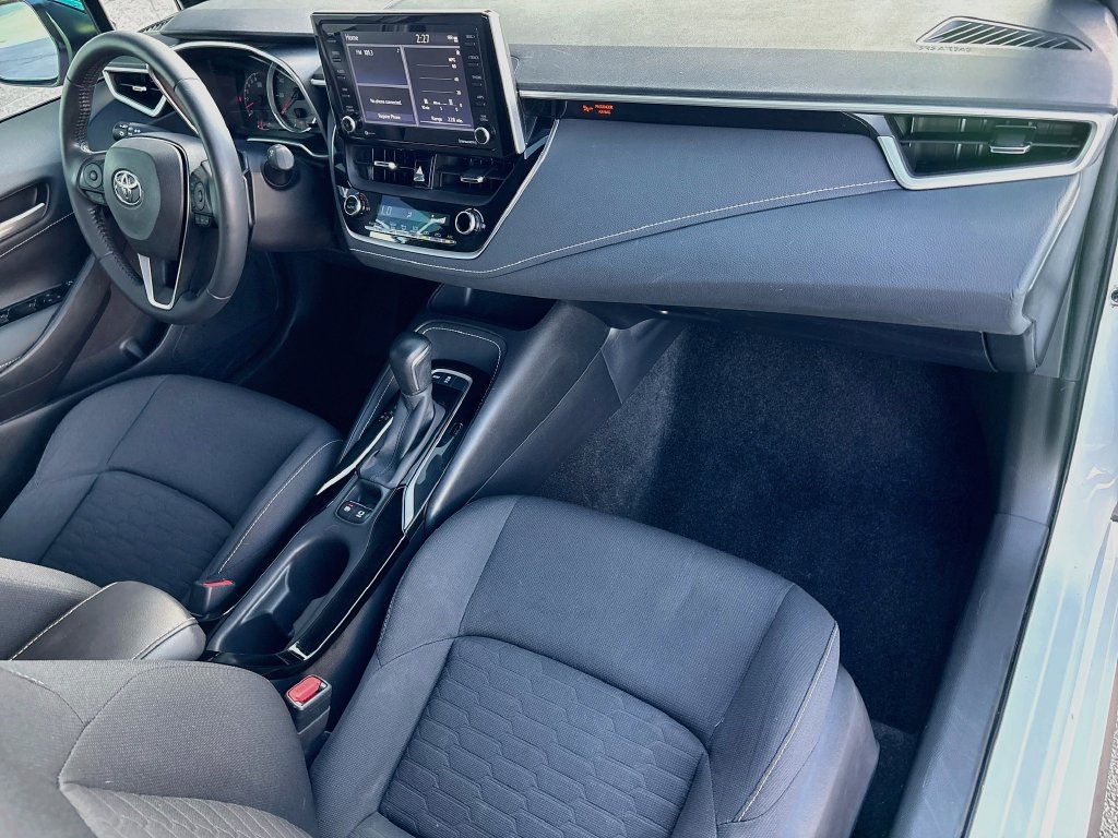 Used 2022 Toyota Corolla SE w/ Carpet Mat Package (TMS) FWD image 17