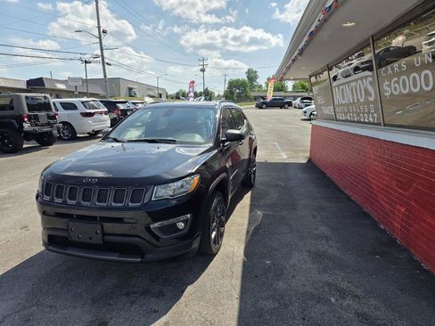 Used 2021 Jeep Compass Latitude AWD/4WD image 2