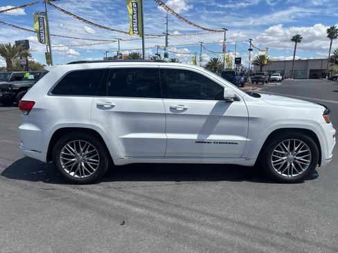 Used 2018 Jeep Grand Cherokee Summit w/ Platinum Series Group image 4