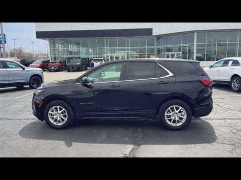 Certified 2024 Chevrolet Equinox LT w/ LPO, Floor Liner Package FWD image 5