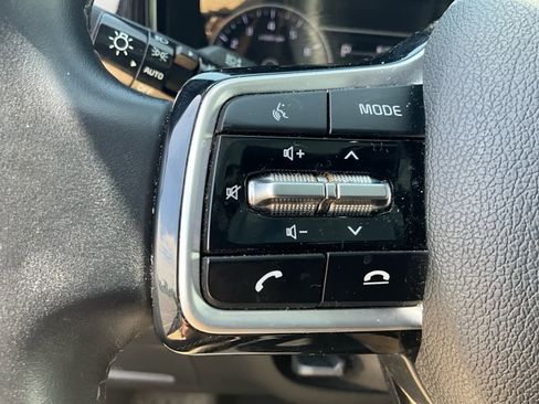 Used 2022 Kia Sorento SX FWD image 20