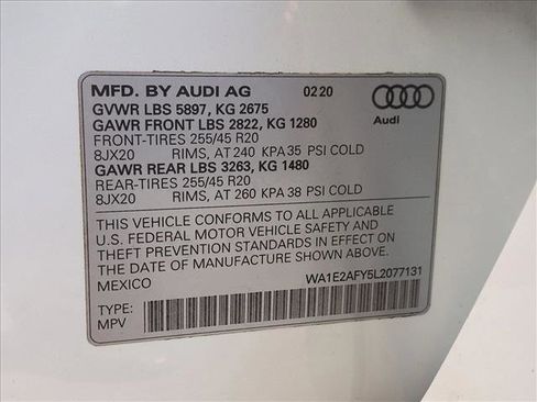 Used 2020 Audi Q5 e Premium Plus w/ Premium Plus Package image 26