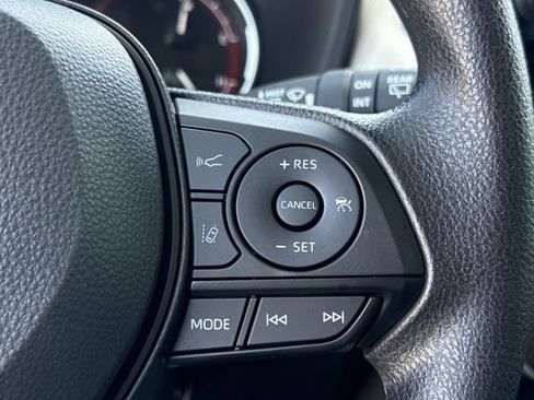 Used 2025 Toyota RAV4 XLE w/ Convenience Package image 35