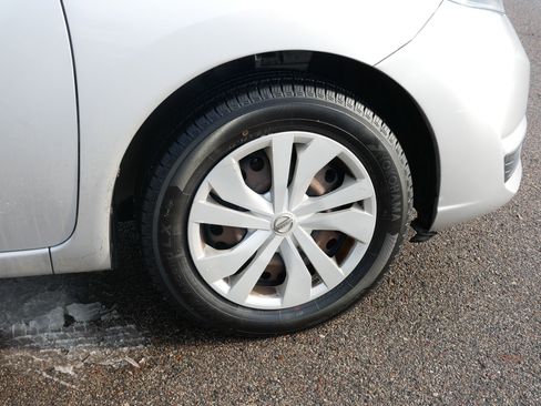 Used 2018 Nissan Versa Note SV image 15