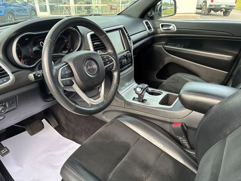 Used 2015 Jeep Grand Cherokee Altitude AWD/4WD image 13