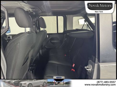 Used 2022 Jeep Wrangler Unlimited Sport AWD/4WD image 14