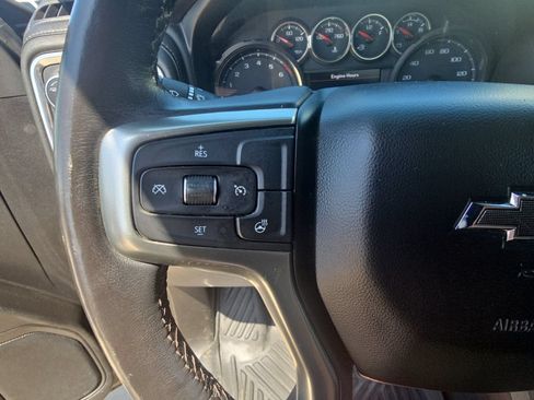 Used 2021 Chevrolet Silverado 1500 RST w/ Bed Protection Package AWD/4WD image 17