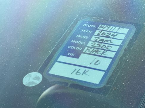 Used 2024 RAM 2500 Limited image 28