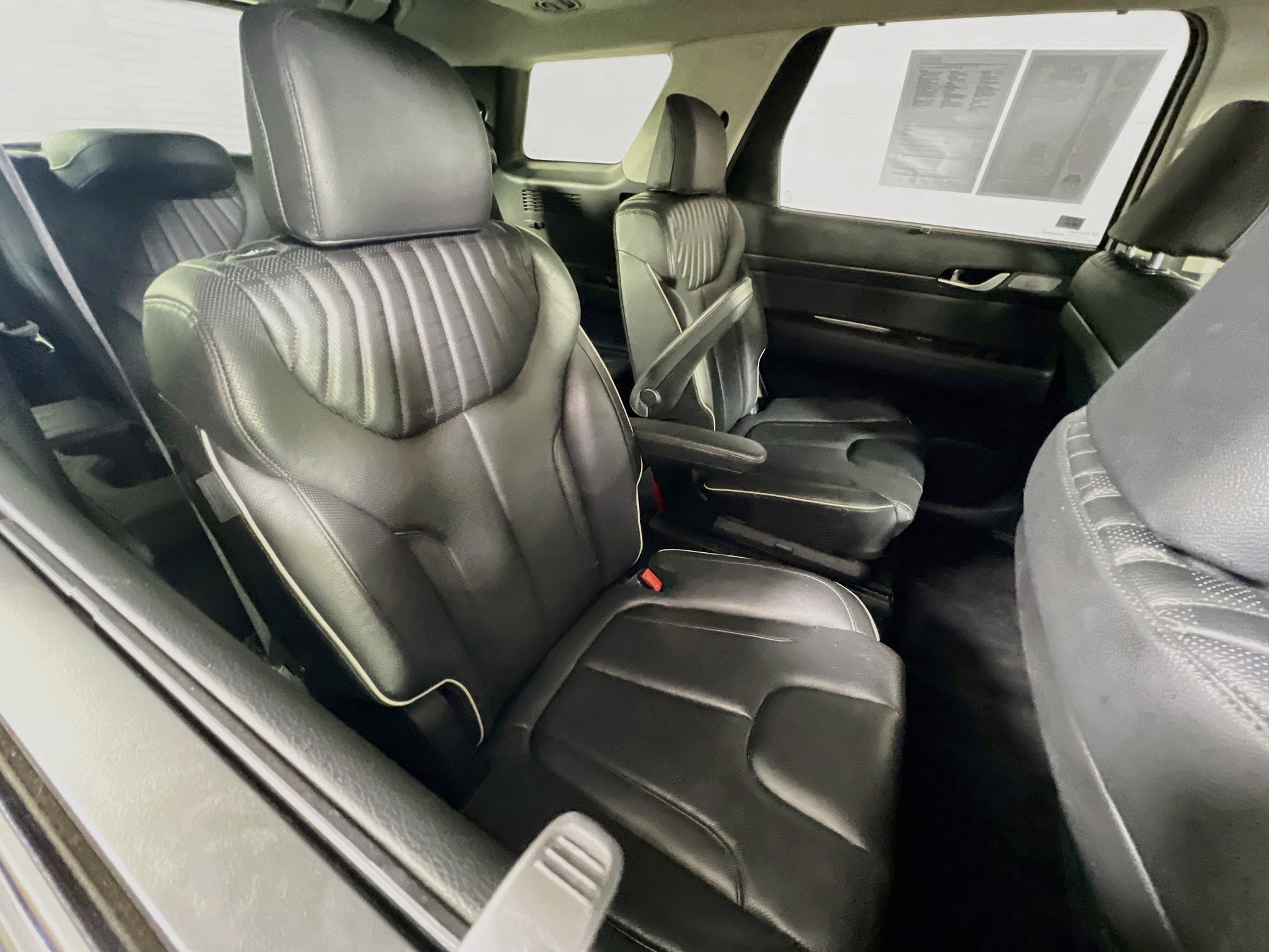Used 2023 Hyundai Palisade Limited w/ Cargo Package AWD/4WD image 28