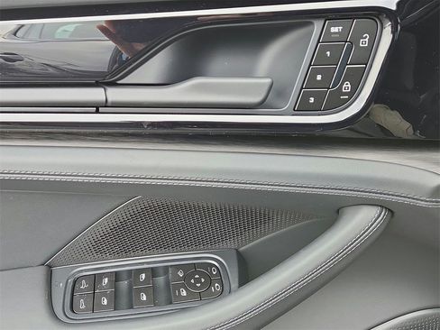 New 2026 Porsche Panamera 4 image 7