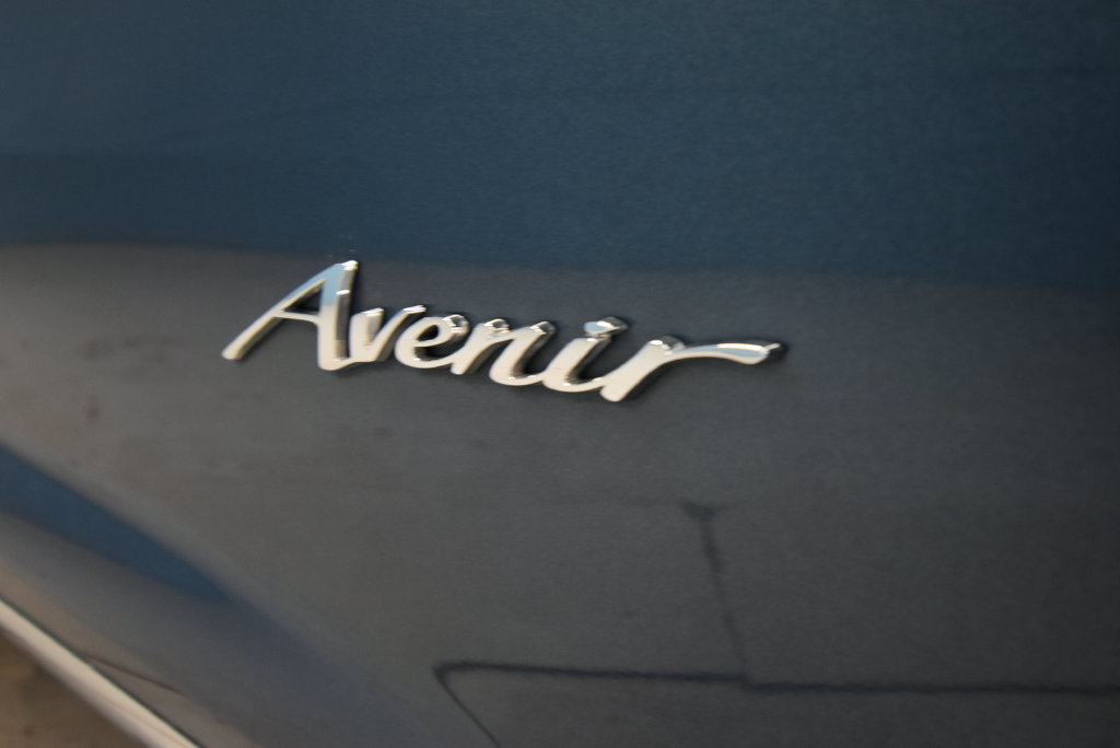 Used 2025 Buick Enclave Avenir w/ Super Cruise Package AWD/4WD image 43