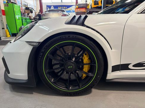 Used 2019 Porsche 911 GT3 RS RWD image 13