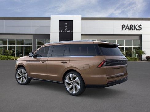 New 2026 Lincoln Navigator Black Label AWD/4WD image 4