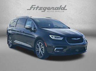 New 2026 Chrysler Pacifica Pinnacle 360° Tour