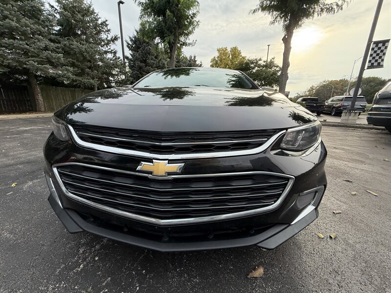 Used 2017 Chevrolet Malibu LS FWD image 11
