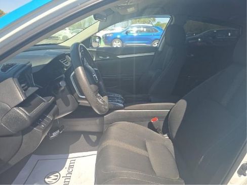 Used 2020 Honda Civic LX image 5