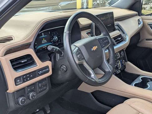 Used 2023 Chevrolet Suburban Premier w/ Texas Edition RWD image 6