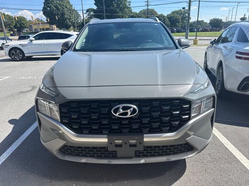 Used 2023 Hyundai Santa Fe SEL FWD image 3