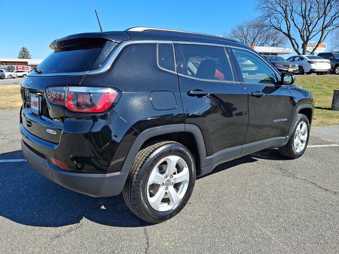 Used 2019 Jeep Compass Latitude image 6