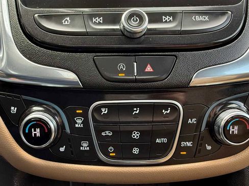 Used 2023 Chevrolet Equinox Premier image 23