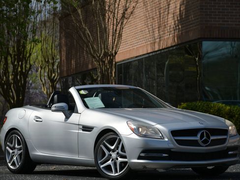 Used 2013 Mercedes-Benz SLK 250 image 52