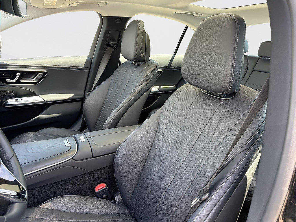 Used 2026 Mercedes-Benz E 350 Sedan image 22