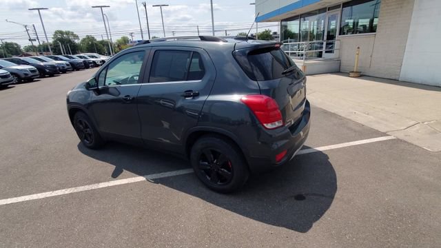 Certified 2018 Chevrolet Trax LT w/ LT Convenience Package FWD image 6