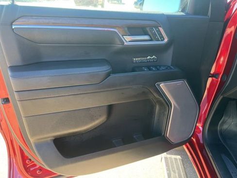 Used 2023 Chevrolet Silverado 1500 High Country w/ High Country Premium Package image 13