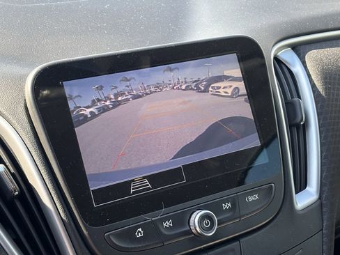 Used 2022 Chevrolet Malibu RS image 10