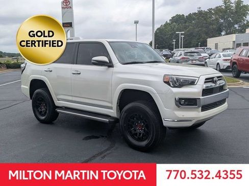 Certified 2022 Toyota 4Runner Limited AWD/4WD image 2