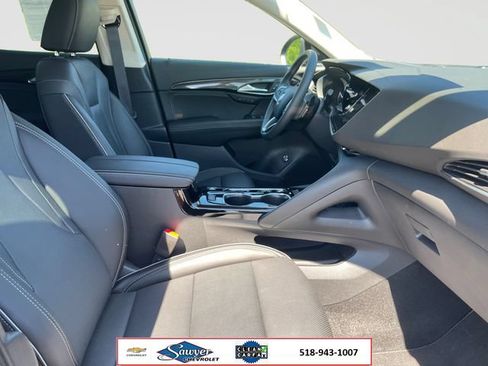 Used 2023 Buick Envision Essence AWD/4WD image 16