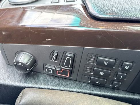 Used 2007 BMW 750Li image 14