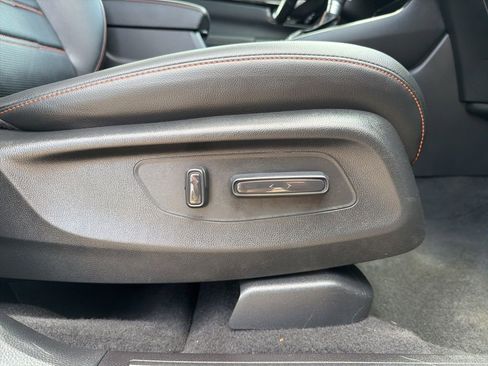 Used 2025 Honda CR-V Sport Touring image 16
