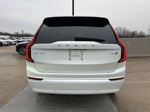 New 2026 Volvo XC90 B6 Ultra w/ Protection Package image 6