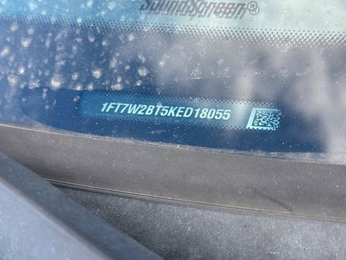 Used 2019 Ford F250 Lariat w/ Lariat Ultimate Package image 10