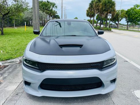 Used 2022 Dodge Charger R/T w/ Blacktop Package RWD image 8