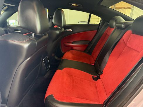 Used 2016 Dodge Charger R/T RWD image 11