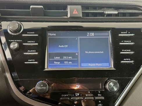 Used 2018 Toyota Camry SE w/ Convenience Package image 21