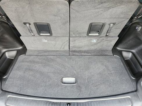 Certified 2024 Jeep Grand Cherokee L Limited image 32