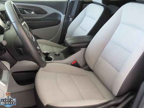 Used 2024 GMC Terrain SLE AWD/4WD image 11