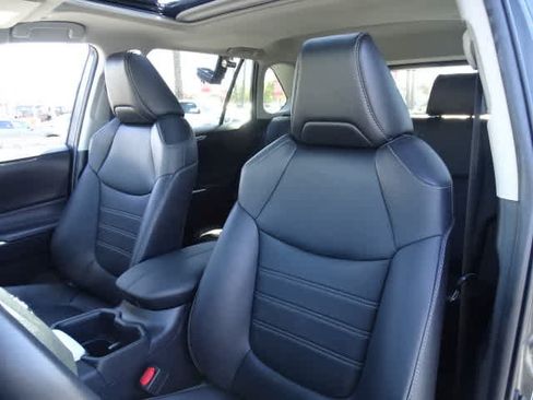 Certified 2025 Toyota RAV4 XLE Premium AWD/4WD image 19
