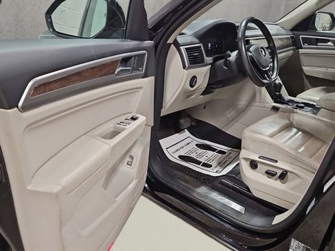 Used 2019 Volkswagen Atlas SEL Premium AWD/4WD image 15