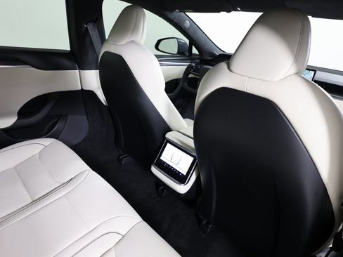 Used 2022 Tesla Model S Plaid image 30
